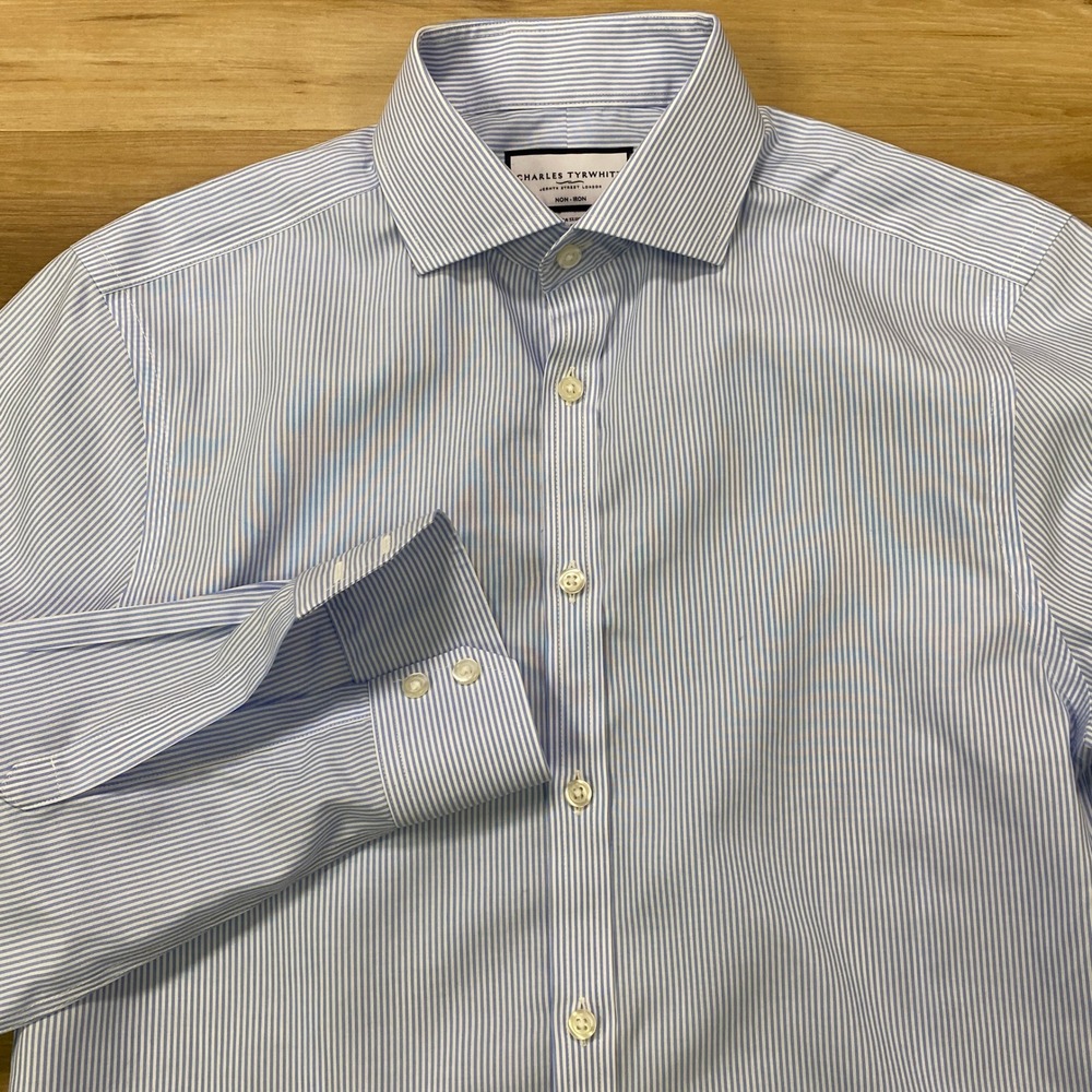 Charles Tyrwhitt Dress Shirt 15.5/34 Extra Slim Fit Non-Iron Striped Blue Cotton